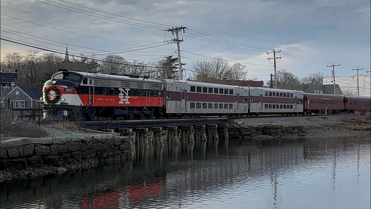 Christmas Special! Holiday Trains Across Massachusetts!