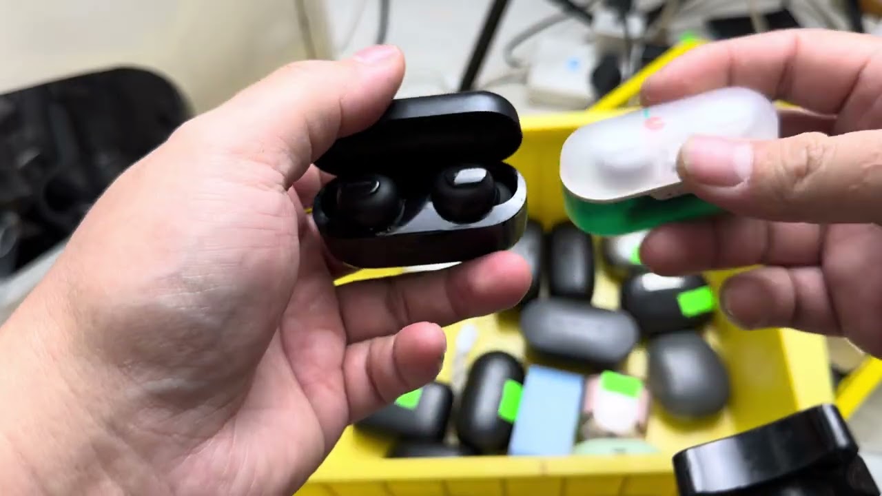 Clip 126/26 tai nghe giá rẽ 250k : phone , zl - 0968592549