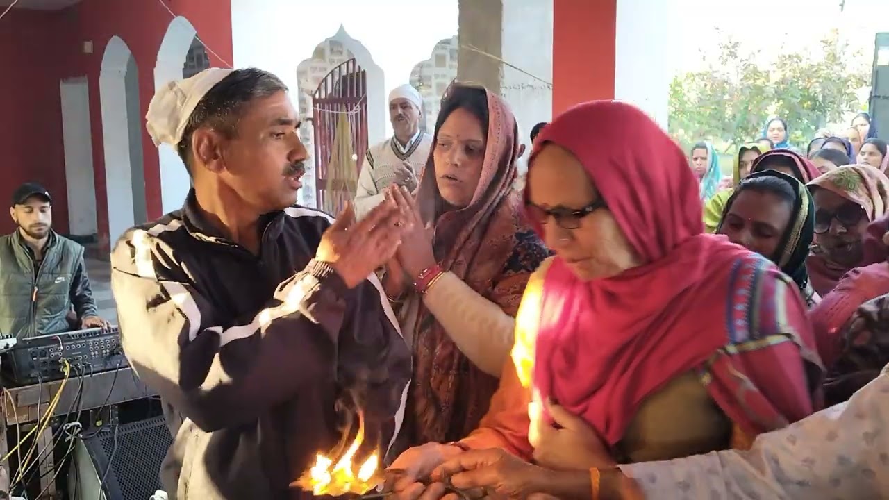 🙏 ॐ जय जगदीश हरे🙏परम पूज्य संत श्री कुलदीप शास्त्री जी महाराज(अखनूर वाले)#आरती#आरतीसंग्रह#भजन