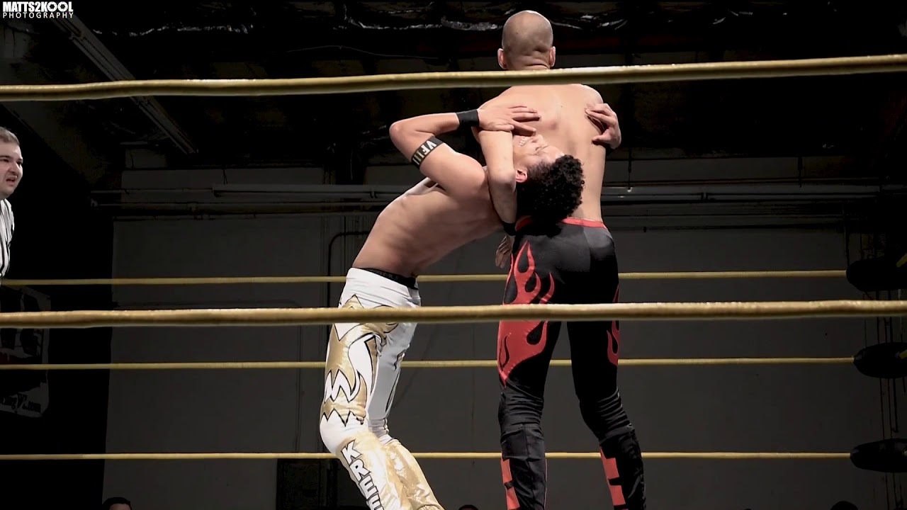 Midas Kreed vs. Chris Blaze