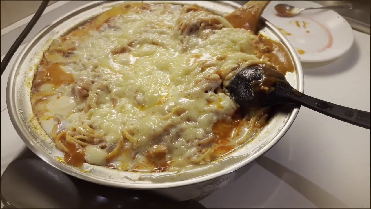 Baked Spaghetti (Filipino Style) - SALAD MASTER
