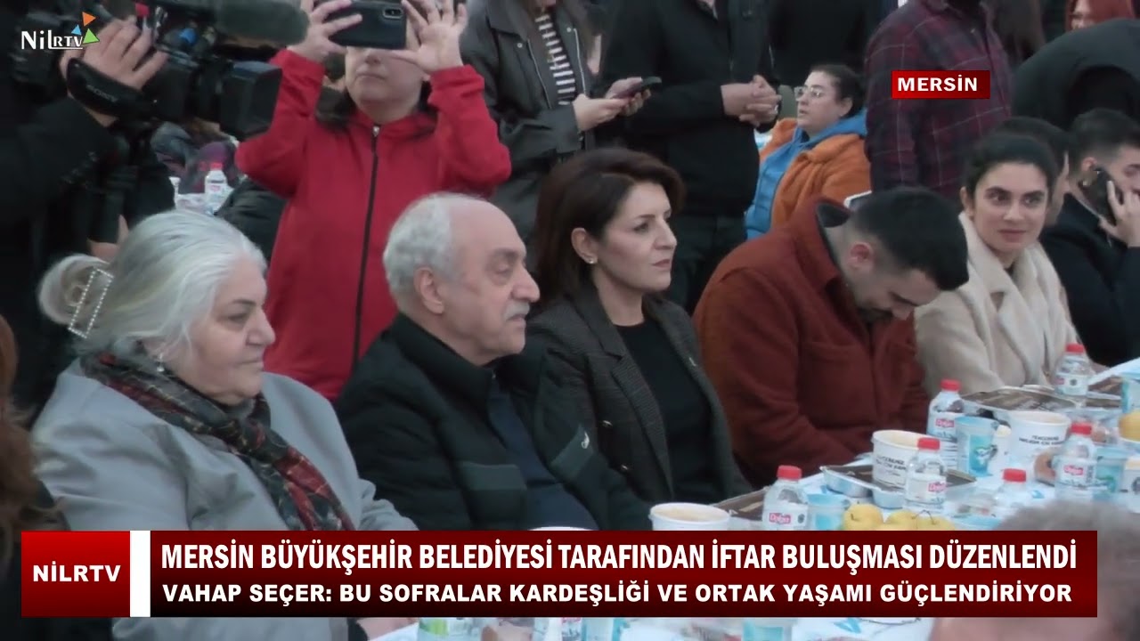 Binlerce Mersinli Özgecan Aslan Meydanı’nda İftar Sofrasında Buluştu