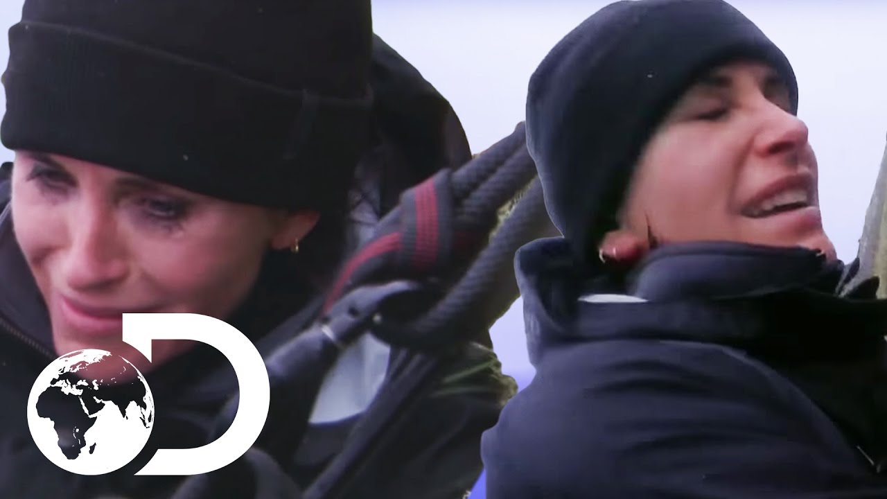 Courteney Cox Abseils Off the Edge Of A Cliff | Running Wild with Bear Grylls