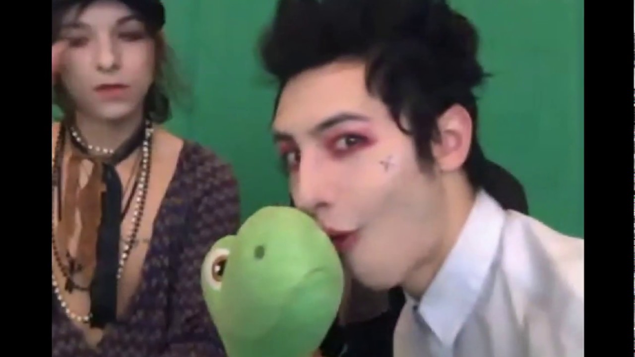 Palaye Royale YouNow Oct. 6 2017