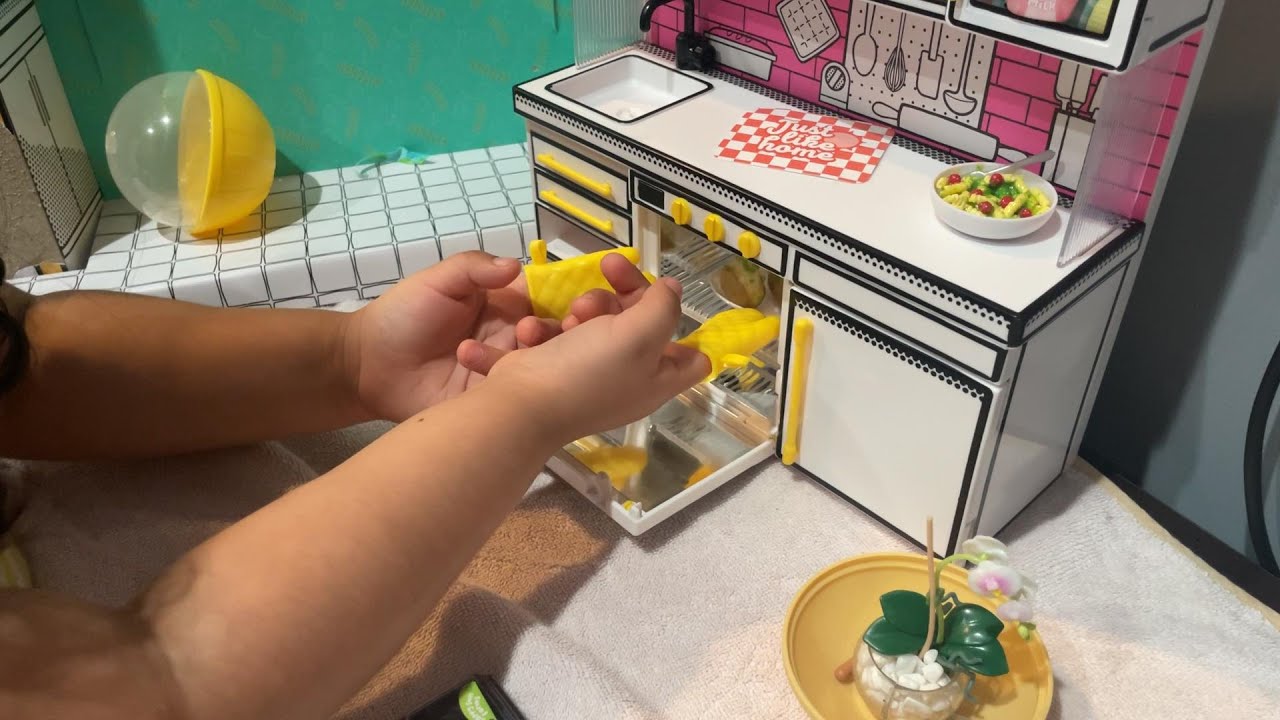 miniverse ...food & flower toys...
