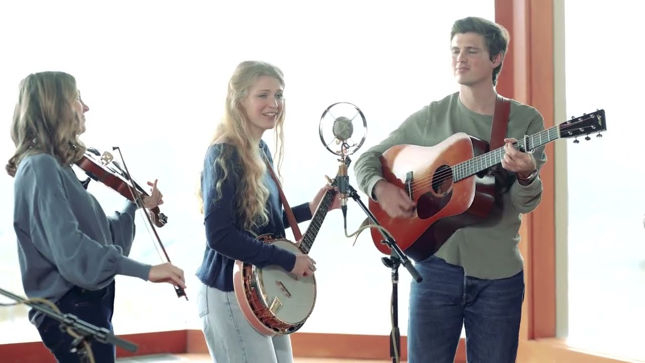 Goodness of the Lord - The Petersens Original (LIVE)