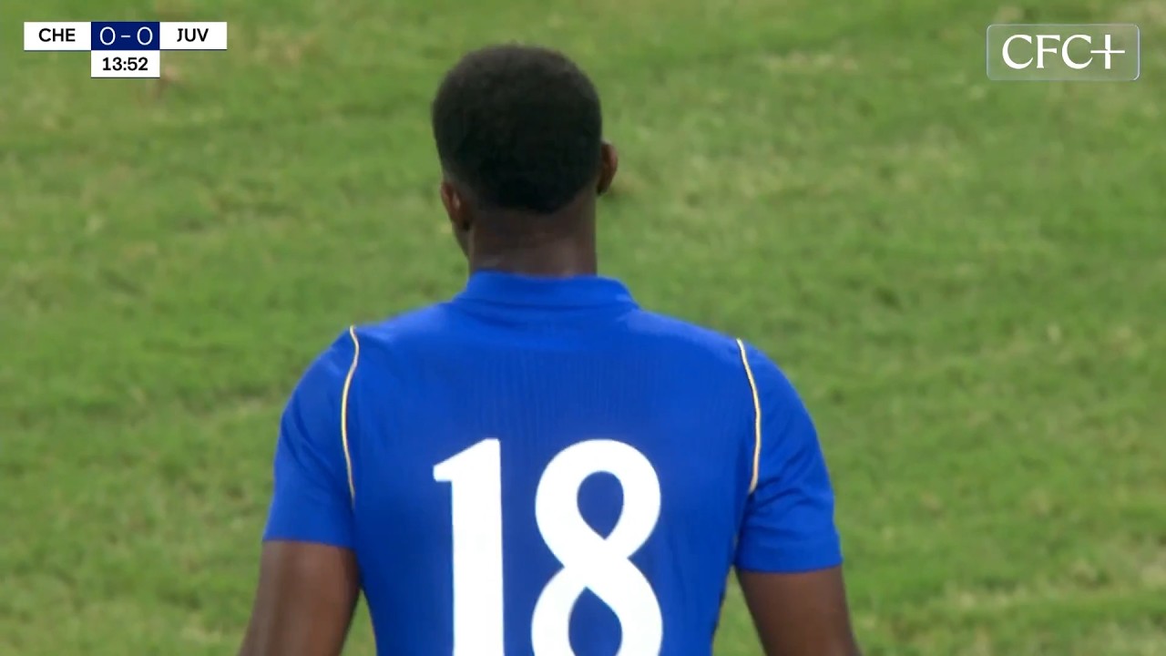 danny welbeck debut against juventus 5/8/26