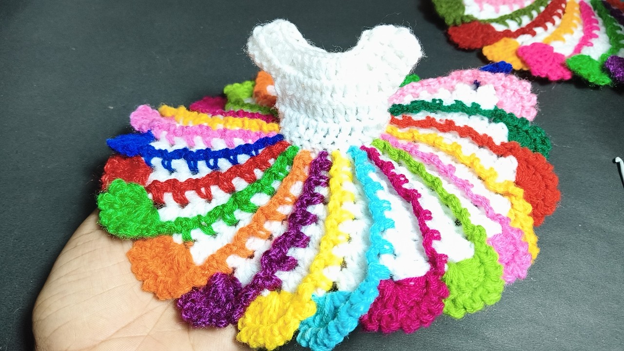 Holi special laddu gopal woolen dress🧶 holi special laddu gopal 👗 laddu gopal crochet dress 🧶👗