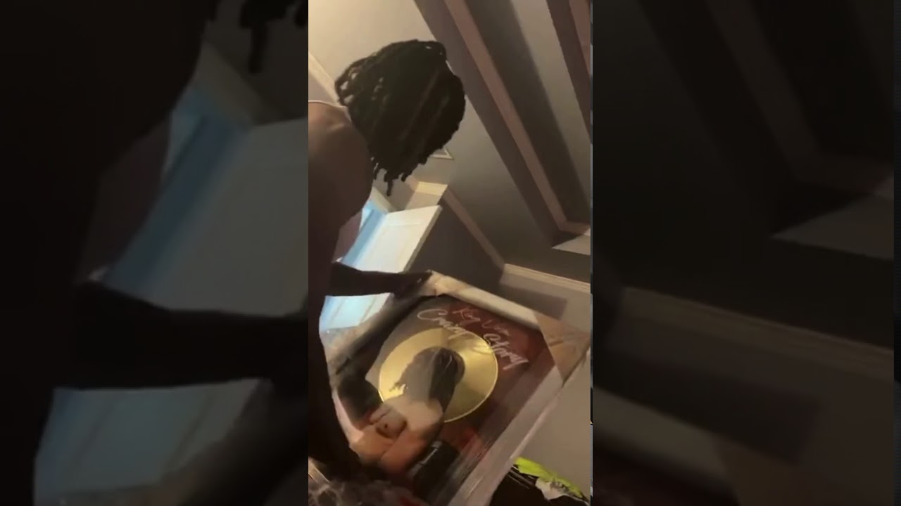 KING VON AND ASIAN DOLL MAKE OUT ON INSTAGRAM LIVE| VON GOES GOLD