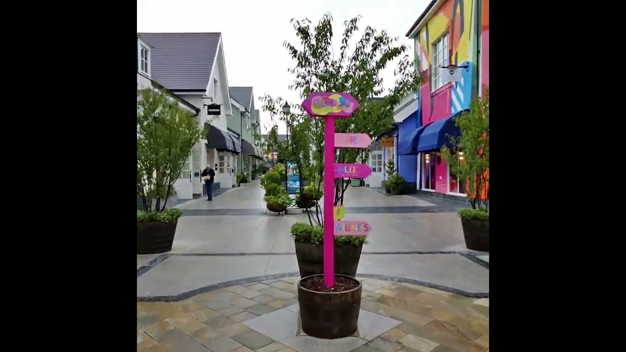 Walking Tour: Kildare Village, August 2023
