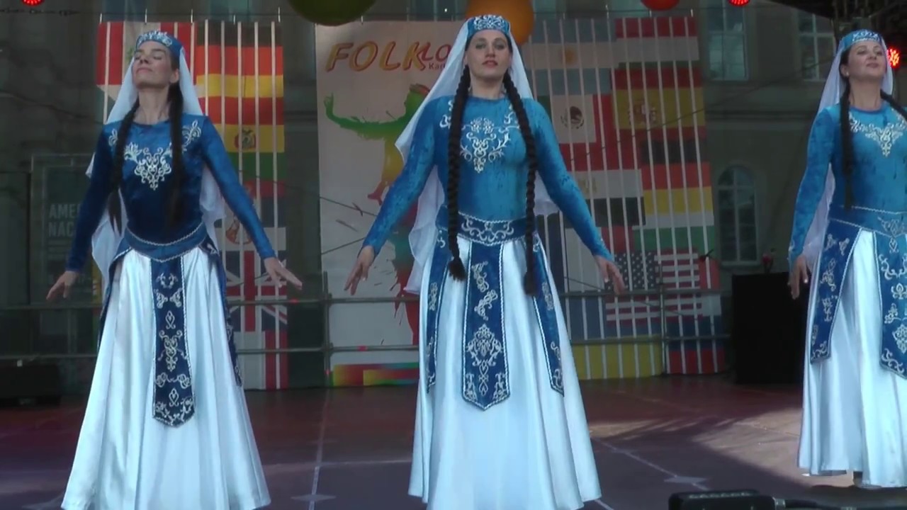 Armenischer Tanz, tatarischer Tanz, ukrainischer Tanz; Folkloria 2017