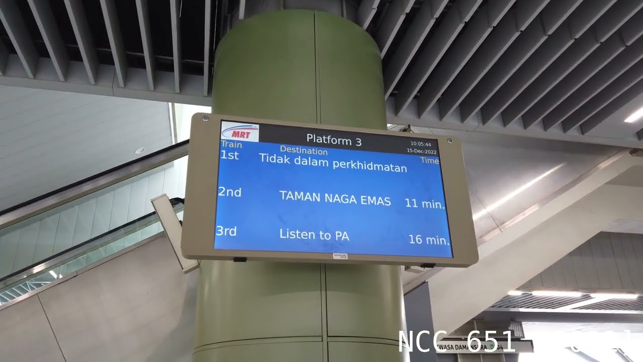 {Not In Service} DucK [202] Arriving And Departing Kwasa Damansara