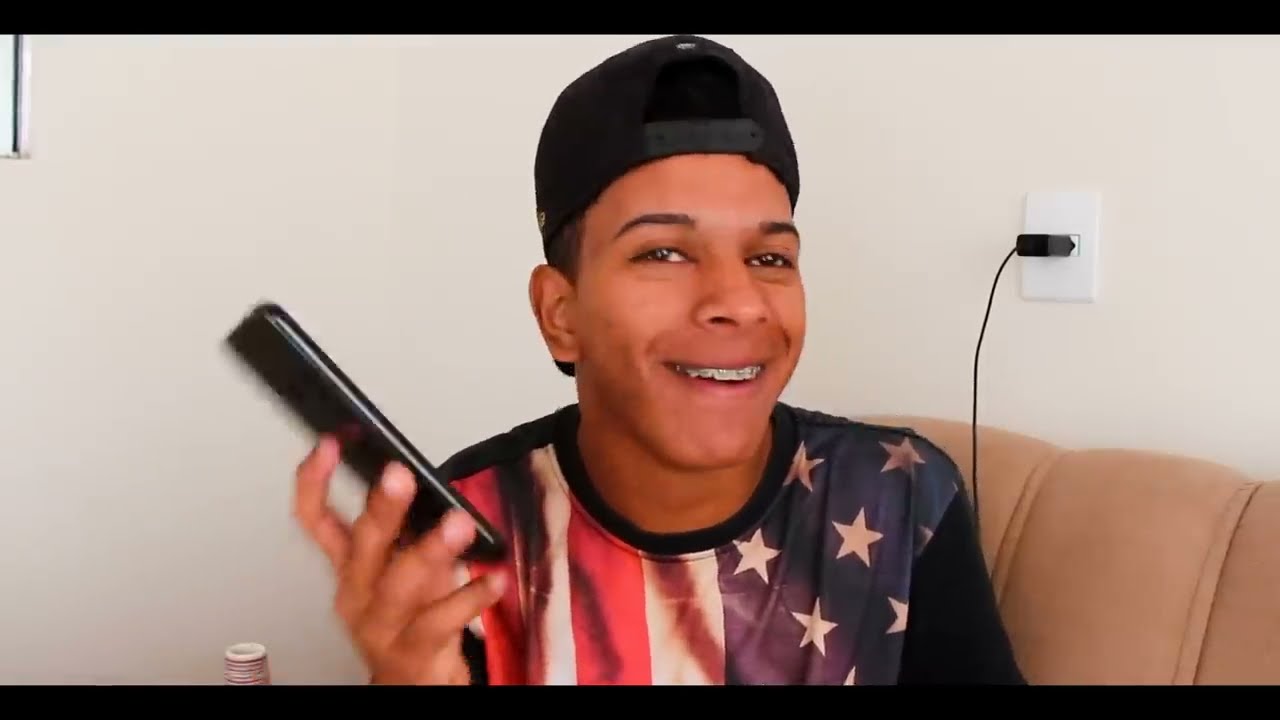O GAROTO Do TELEFONE