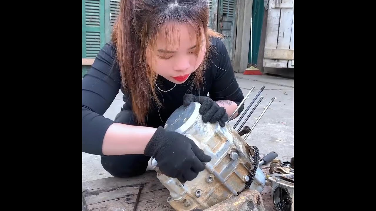 Young Girl Restores Abandoned Lifan Moto 155cc After 20 Years Into a Like-New Ride #diy #viral