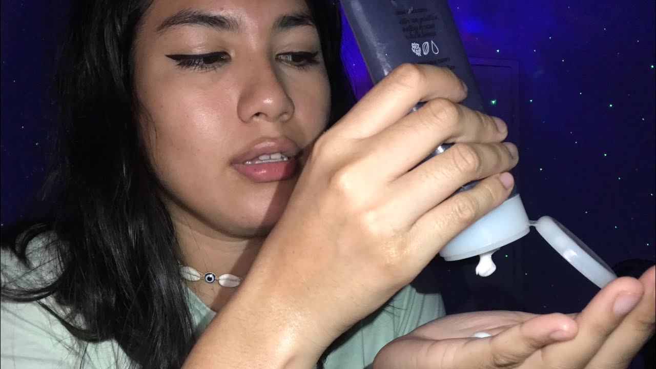 ASMR com sons de boca e hidratante nas mãos 🤤
