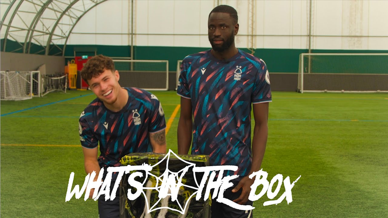 WHAT'S IN THE BOX 🎃 HALLOWEEN SPECIAL with Johnson, Kouyaté, Mangala & Williams