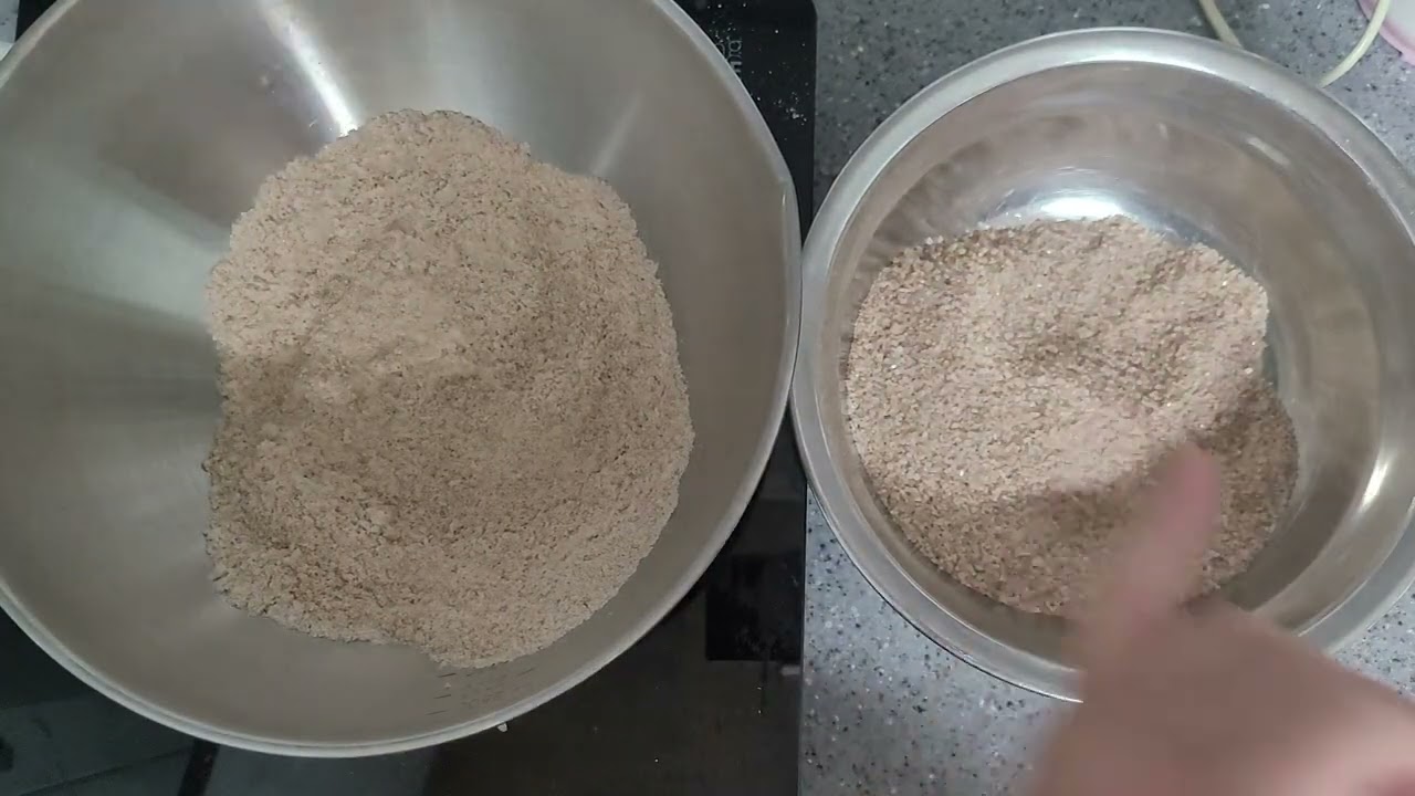 조선간장 소금~살짝 볶아서 갈기~너무  감칠맛 폭발~~조선의 간장소금~^^*