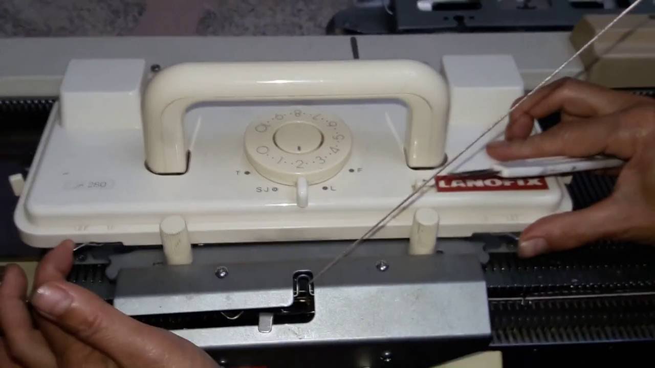 Iniciando o tricô com a frontura SRP20 Singer / Lanofix. Ponto Sanfona 1x1