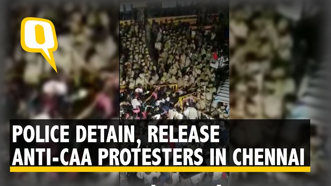 After Police Action, Multiple Anti-CAA Protests Spring Up Across Chennai | The Quint