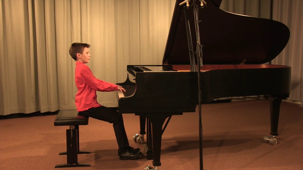Int. Henle Competition (First Prize) / Grieg: An den Frühling (To Spring) / Simon Haje - 11 yrs