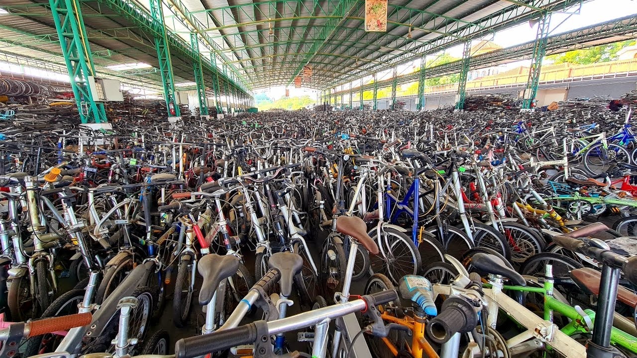 【4K】Bangkok's Biggest Bike Salvage-Yard!