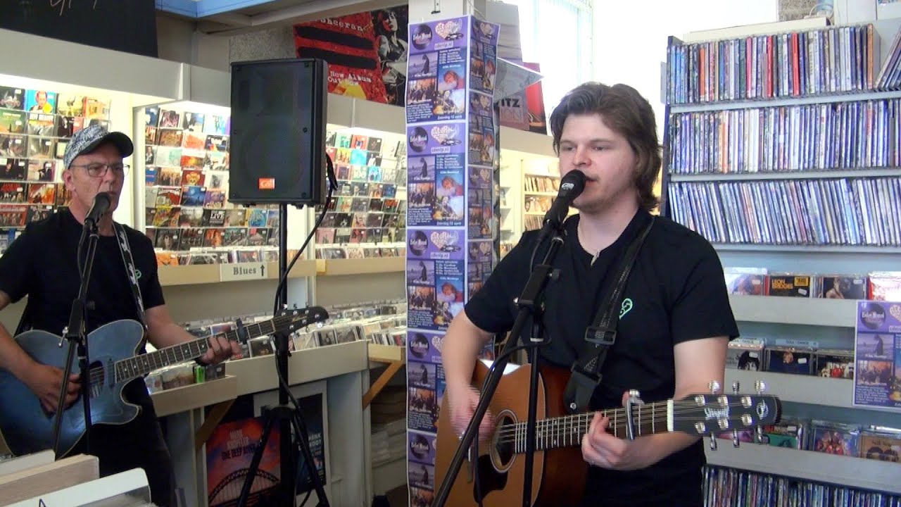 FrontRow 'The Dry Part' instore Evelyn Novacek Hoogezand RSD 2025