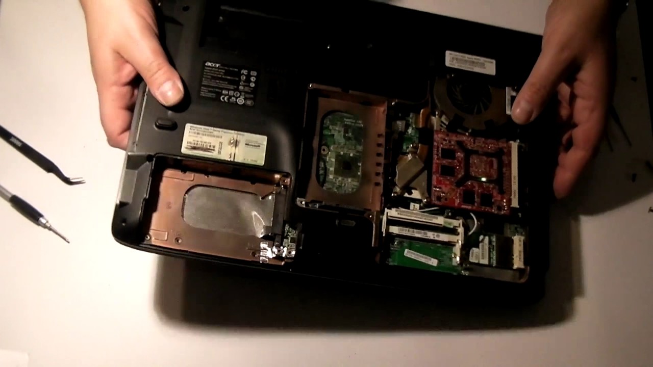 Disassembling Acer Aspire 6530G - 704G64Mn laptop