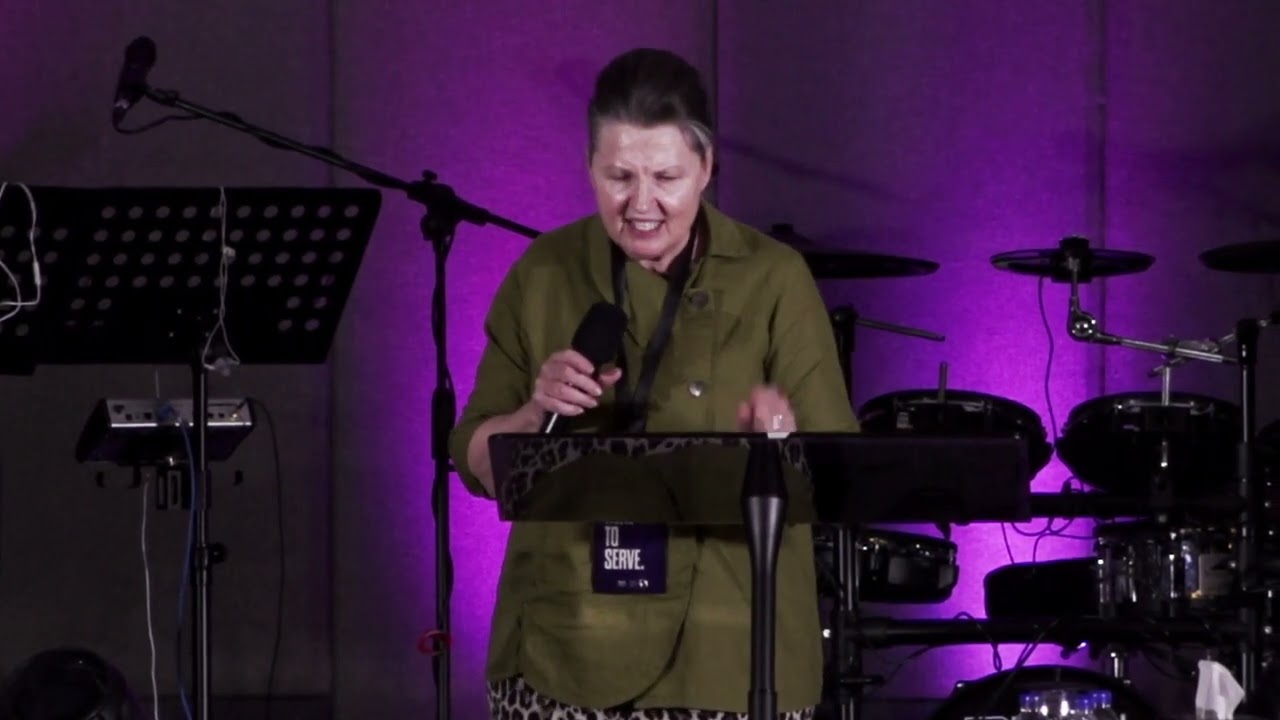 Becoming One | 5th Dec | Sis Janice Sjöstrand