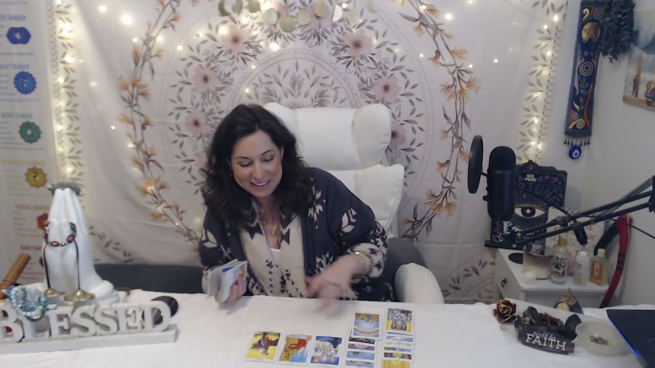 WHILE THEY'RE SECERTLY OBSESSED❤️‍🔥A POWERFUL EMPEROR APPROACHES🫵