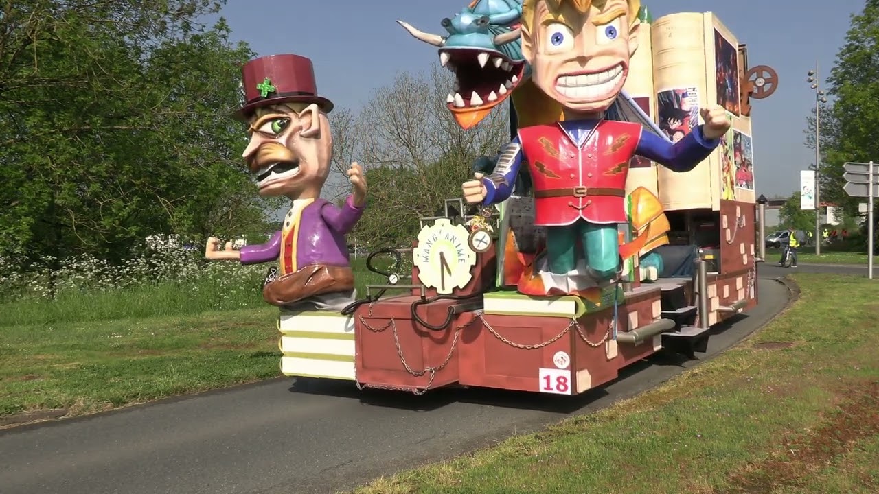 Départ défilé de jour du Carnaval de Cholet 27 avril 2025