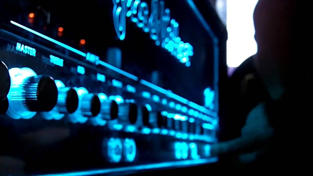 Hughes and Kettner Triamp - Metal