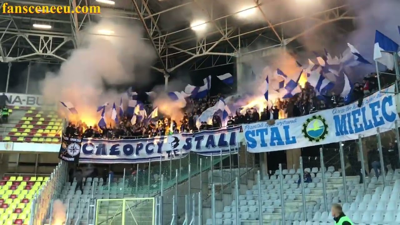 Korona Kielce - STAL MIELEC (14.10.2022) doping i oprawa