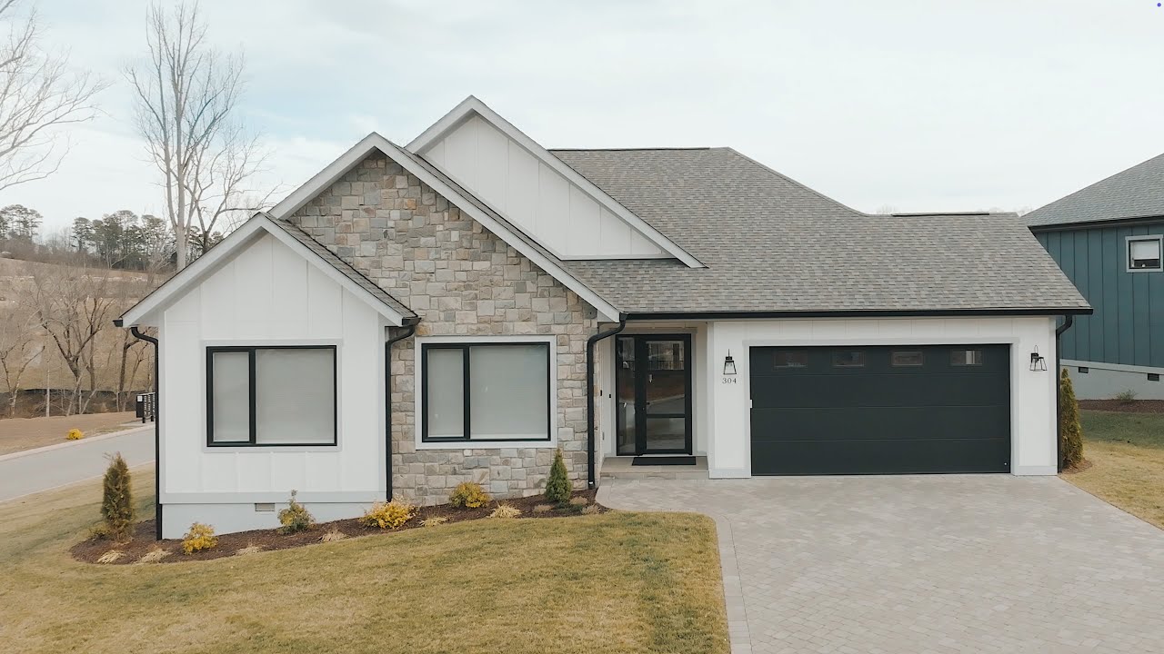 304 Avery Trail Drive Arden, NC 28704