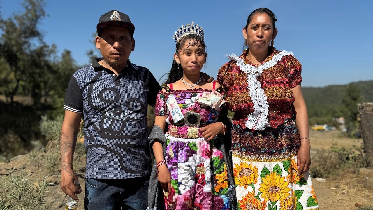 XV AÑOS (Capacuaro Michoacán) - Victoria Rosales Gonzales.