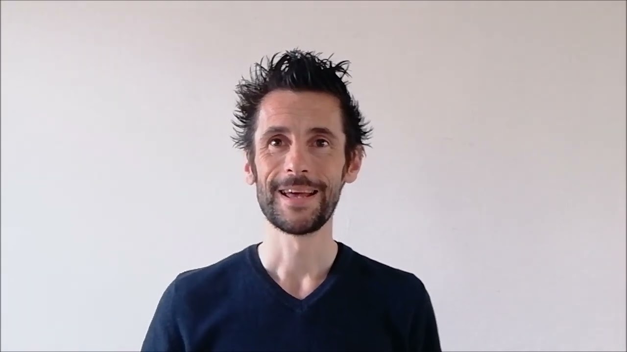 Validation des Acquis de l'Exp&eacute;rience (VAE) pr&eacute;sent&eacute;e par Fr&eacute;d&eacute;ric MASSART