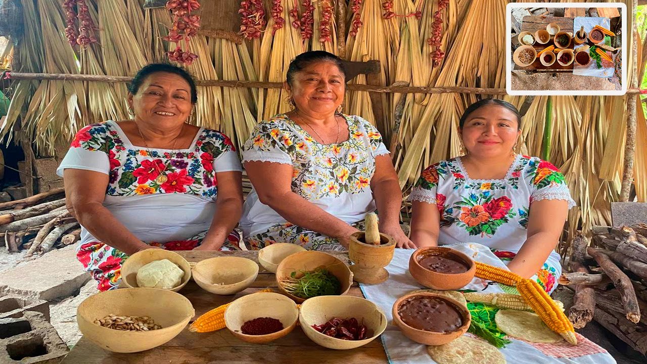 Pipian de frijol por cocineras tradicionales maya.