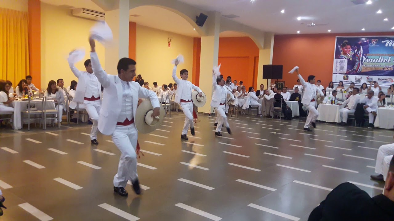 COREOGRAFIA CLUB LIBERTAD. NOCHE DE PEROL SELECTIVO DE HUACHO