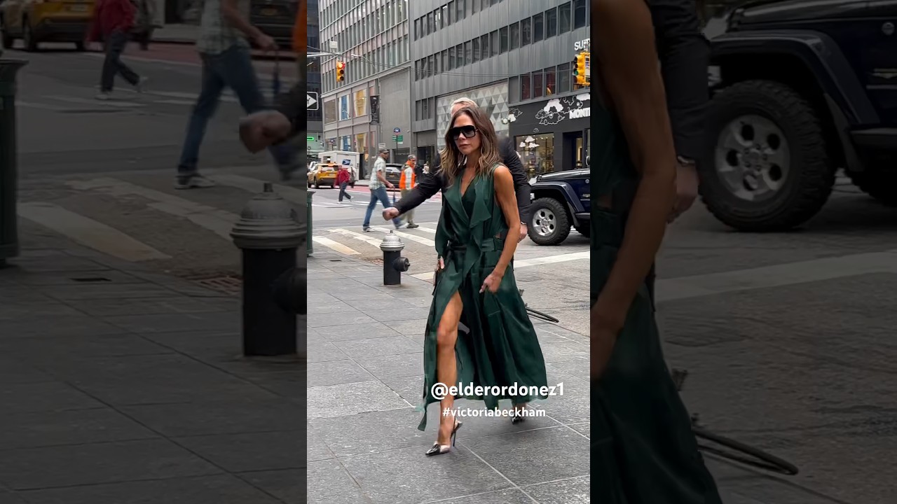 Victoria Beckham stopped traffic in New York shopping on Madison Av and paparazzi went crazy