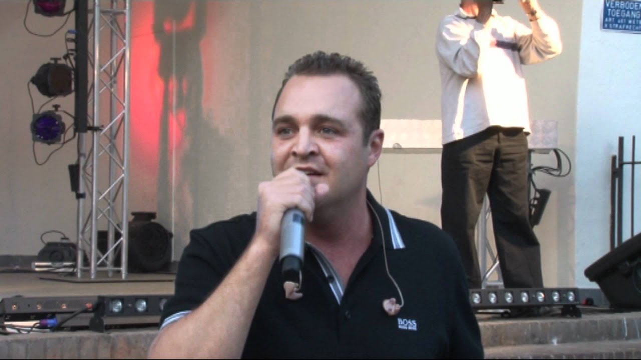 Grad  Damen in concert in de Peking Tuin Baarn