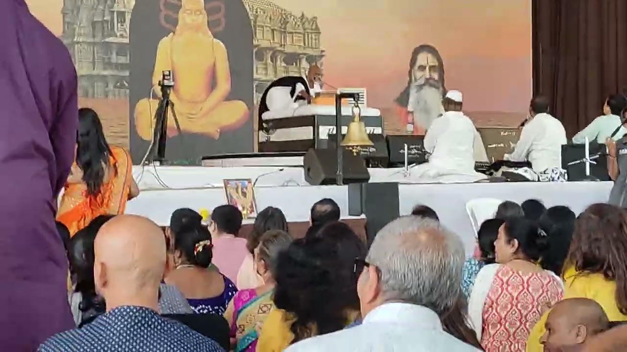 Aajni Ghadi Te Radiyamani   Morari Bapu 