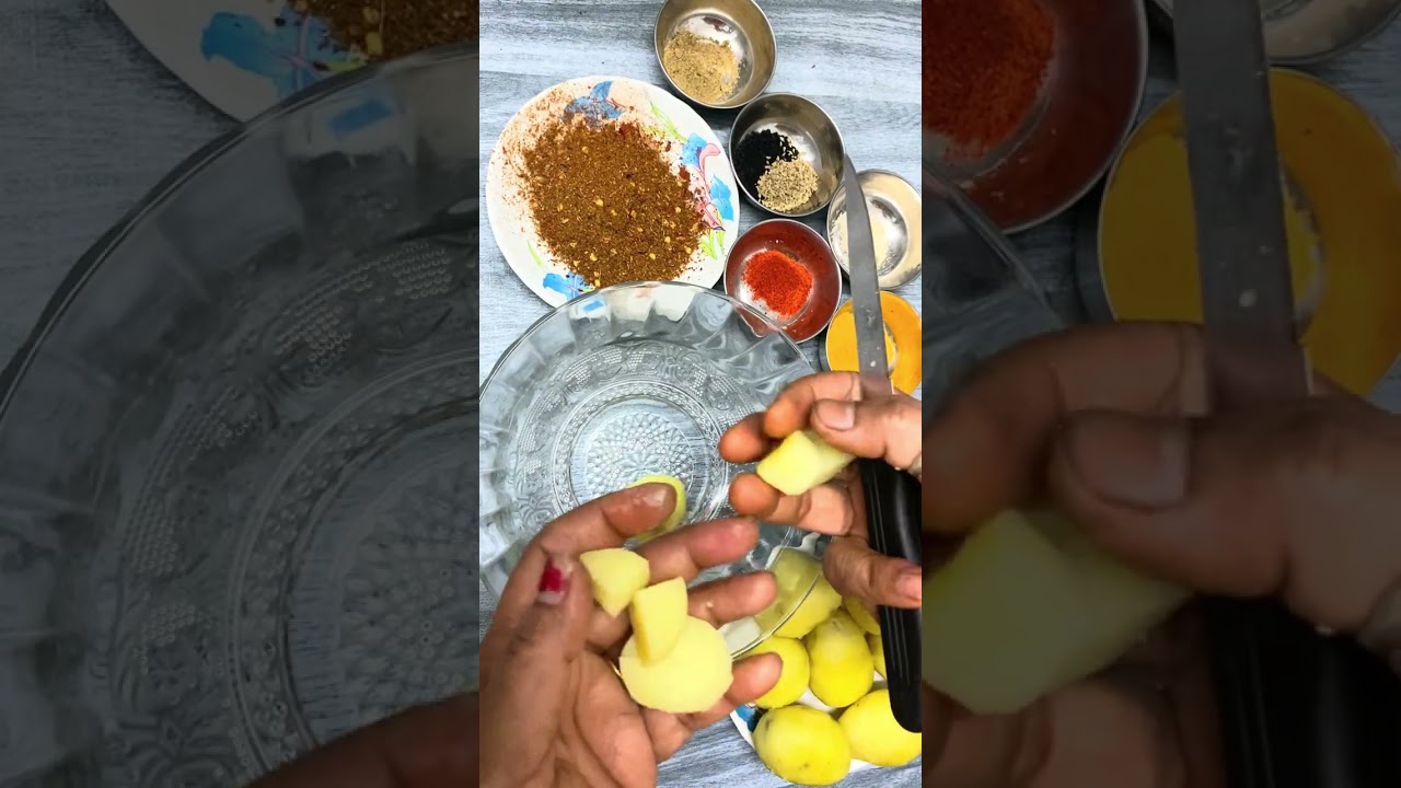 Chatpata Spicy Achari Aloo recipe#Holispecialrecipe#Maya Cooks 