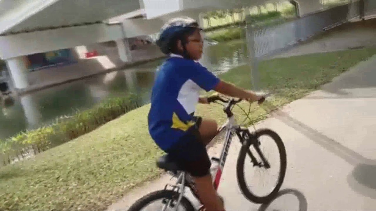 Cycling vlog @ Punggol Waterway Point
