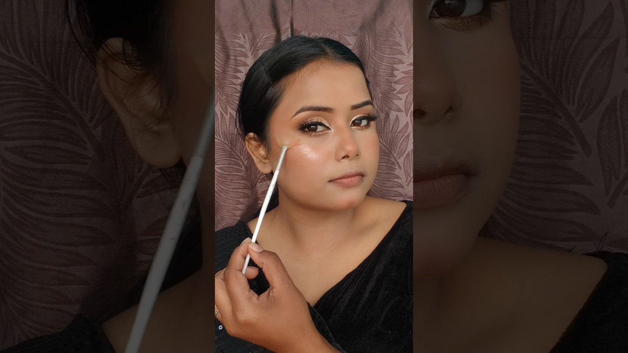 🖤Black saree ||  makeup tutorial #shorts #shortsfeed #youtubeshorts
