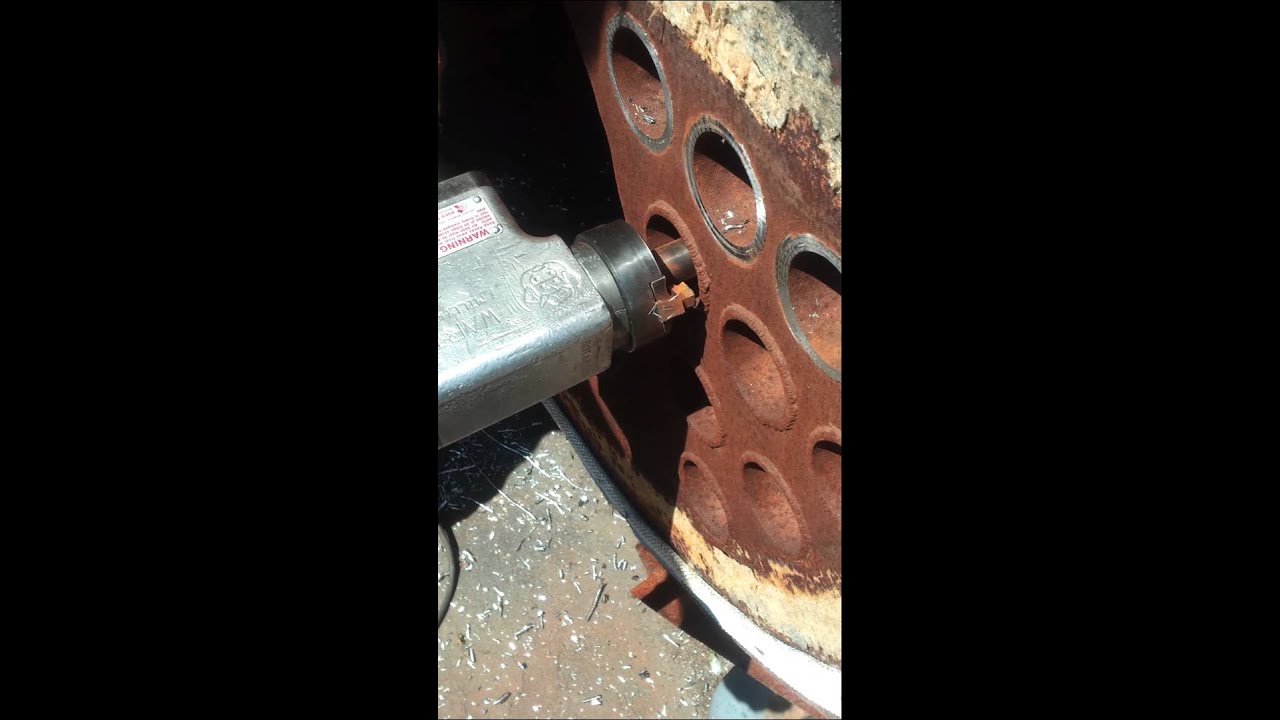 Millhog seal weld removal 20120531_143302.mp4