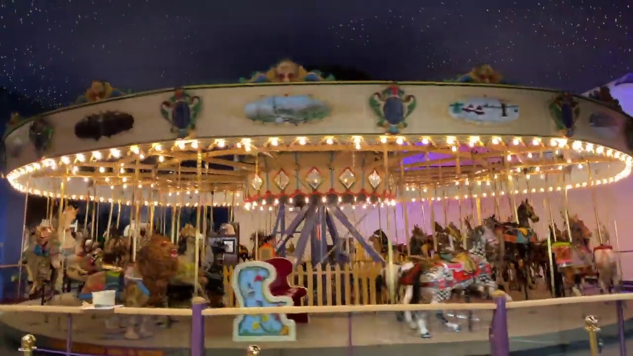 Museum in Minutes: Carousel Wishes and Dreams | Museum at Home