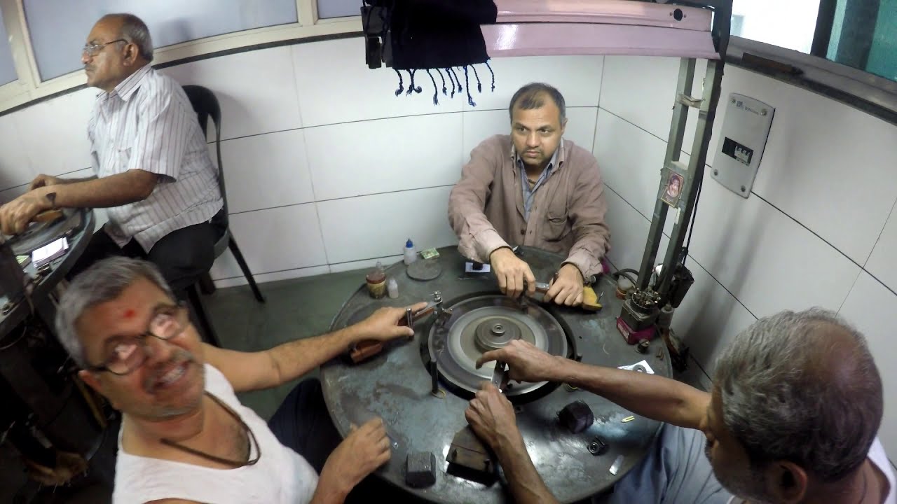 Surat Diamond Factory || Diamond Merchant || Diamond Cutting and Polishing