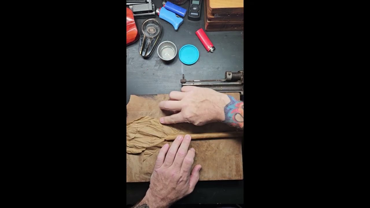 Rolling a Perfect Lancero (One of the Hardest Cigars to Make)