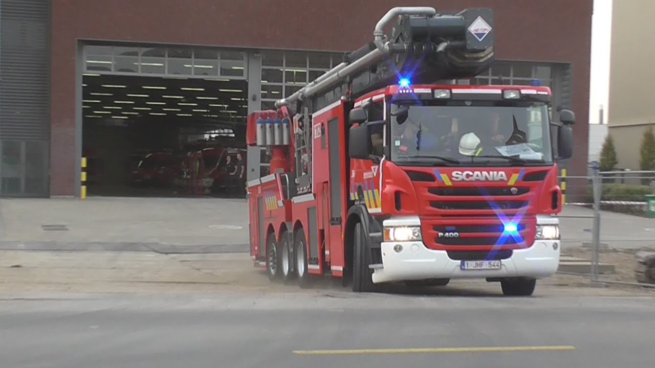 Brandweer Antwerpen-Noord met spoed naar een woningbrand in Antwerpen!