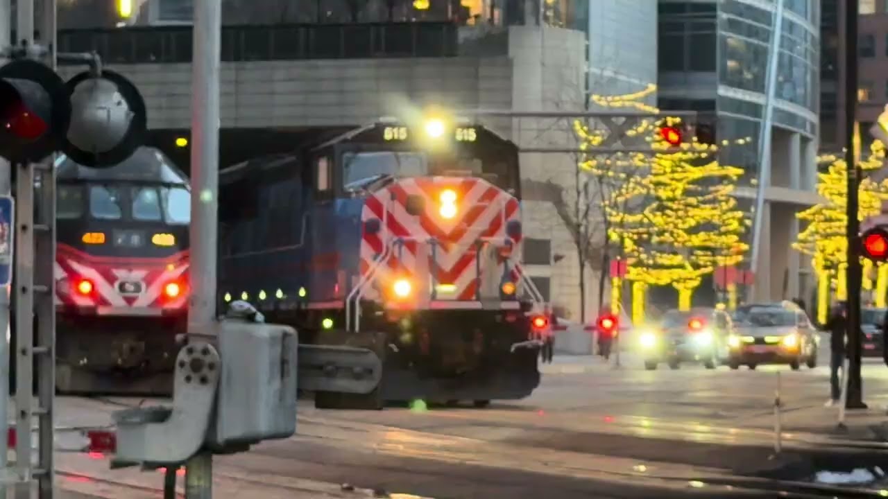 Chicago railfanning FT. METX 102 