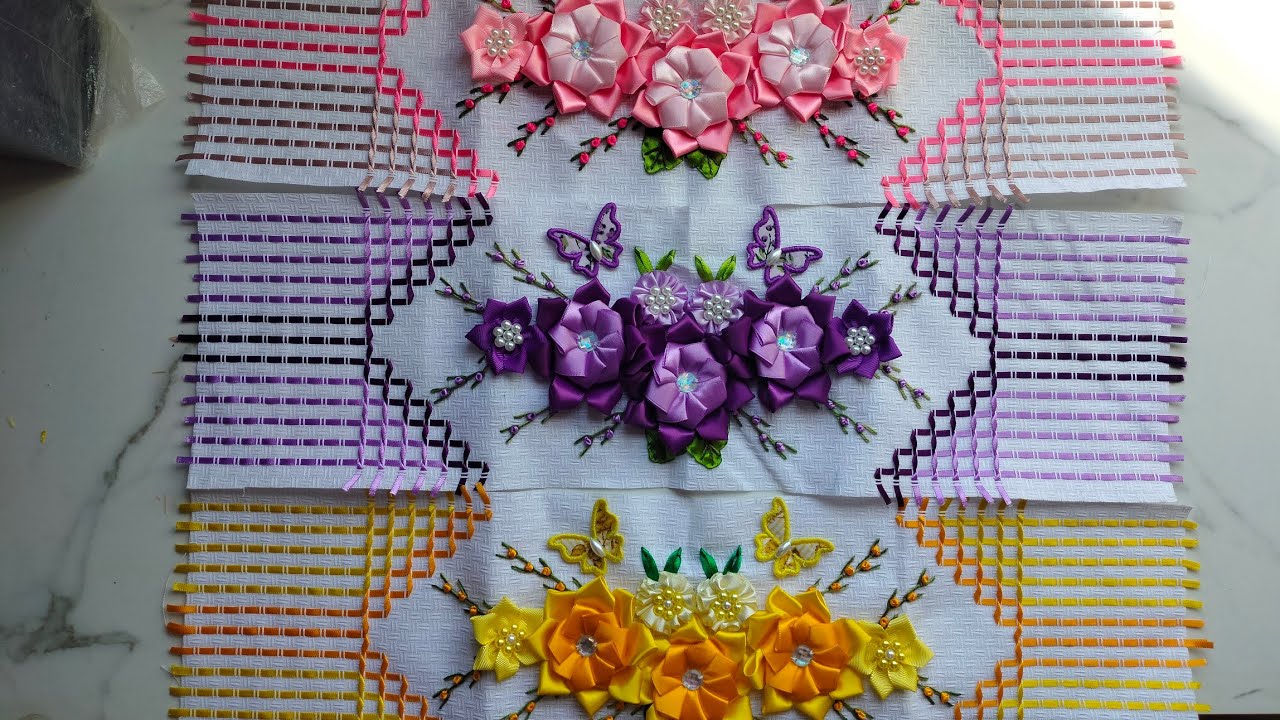 Flor de cetim Raio de Sol para toalhas modelo 598